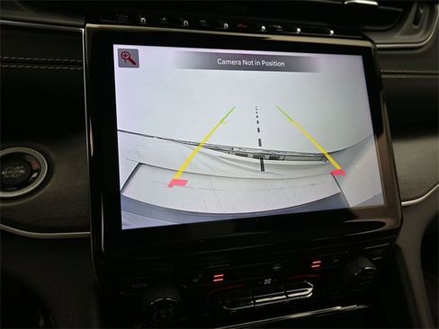 Used 2022 Jeep Grand Cherokee L Limited image 37