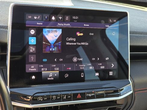 Used 2022 Jeep Compass Trailhawk w/ Sun and Sound Group image 4