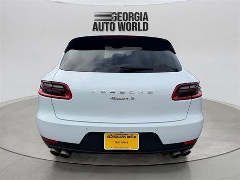 Used 2017 Porsche Macan S image 12