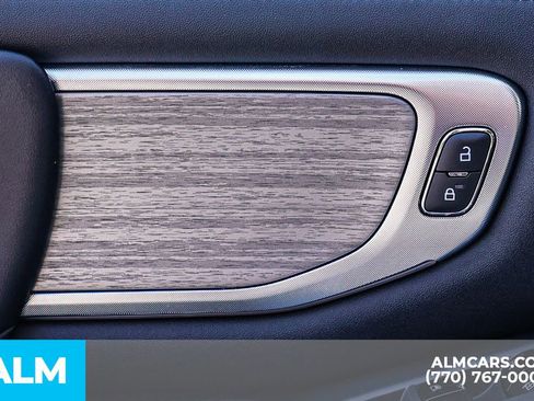 Used 2025 Ford Expedition Platinum AWD/4WD image 54