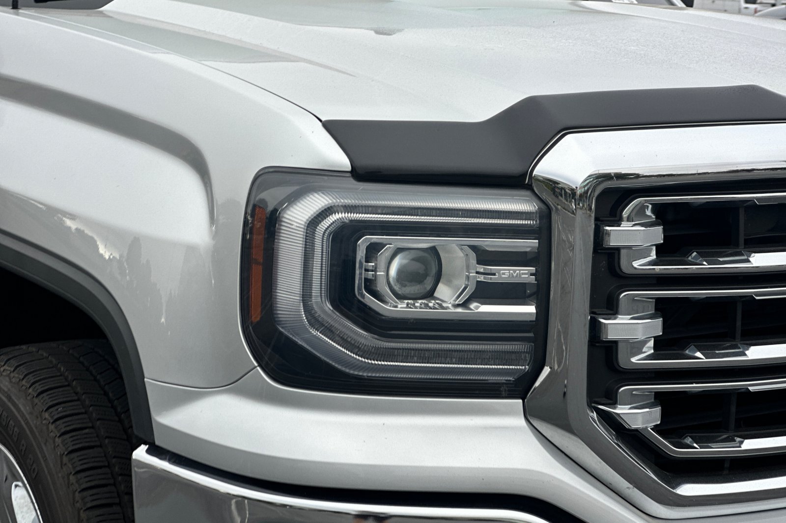 Used 2018 GMC Sierra 1500 SLT AWD/4WD image 43