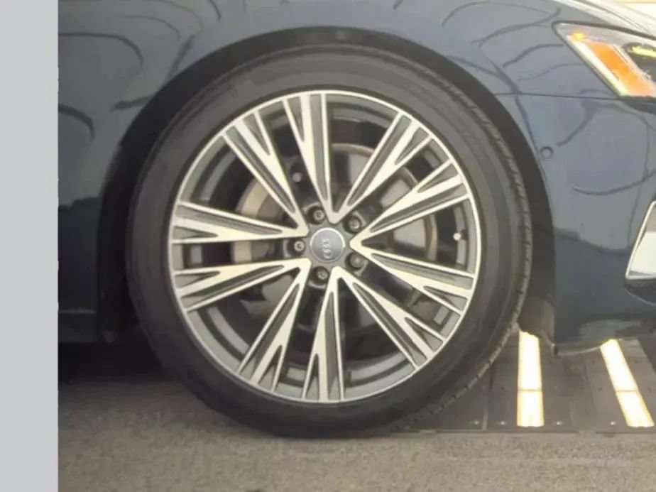 Used 2020 Audi A6 2.0T Premium Plus AWD/4WD image 6