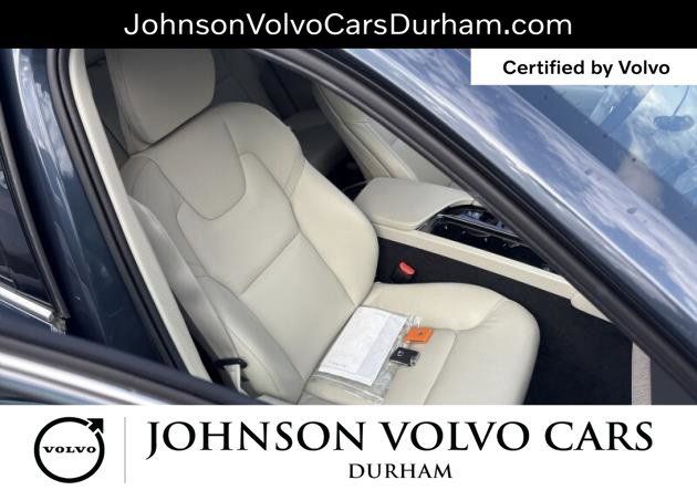 Used 2024 Volvo XC90 B6 Plus AWD/4WD image 10