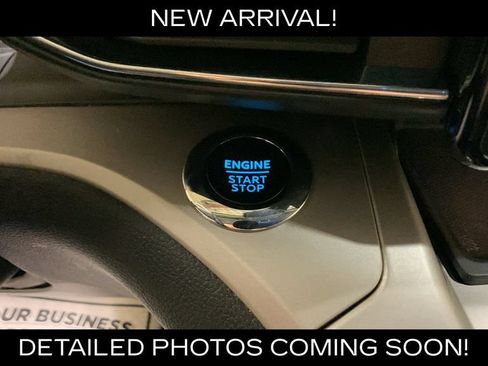 Used 2022 Ford Explorer XLT w/ Equipment Group 202A AWD/4WD image 38