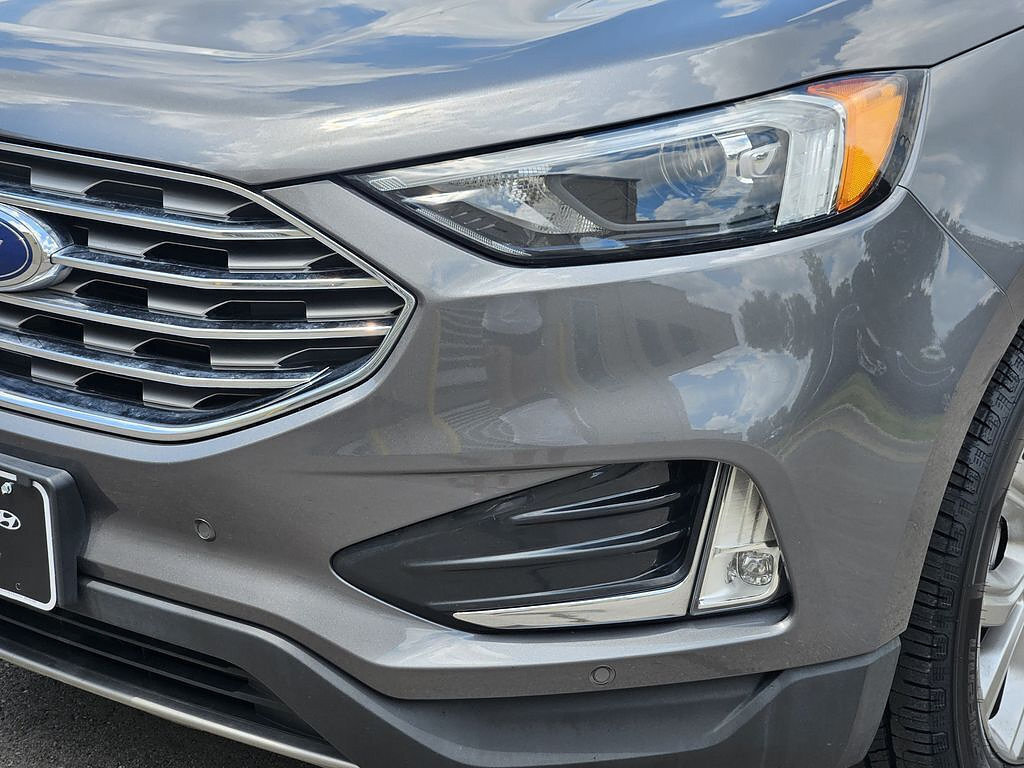 Used 2023 Ford Edge Titanium w/ Cargo Accessory Package AWD/4WD image 5