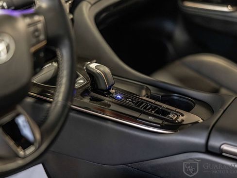 Used 2025 Toyota Crown Platinum image 35