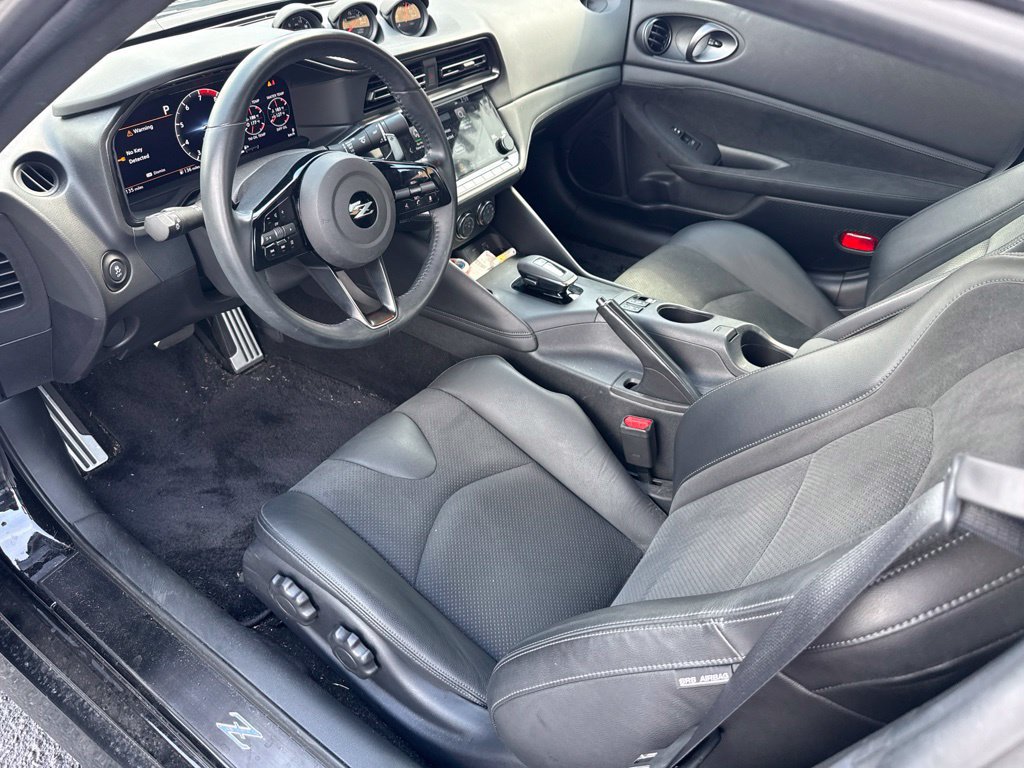 Used 2023 Nissan Z w/ Floor Mat Package (L93) RWD image 9