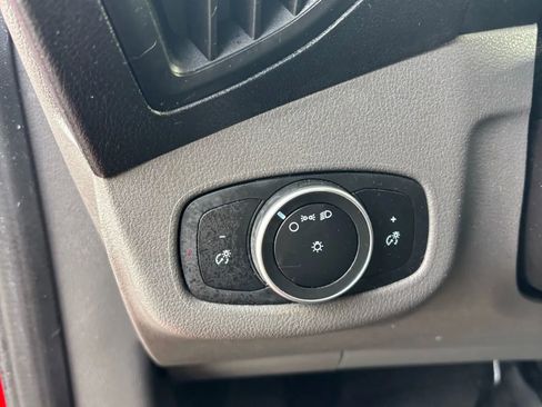 Used 2019 Ford Transit Connect XL image 12