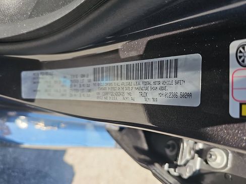 Used 2020 RAM 1500 Big Horn AWD/4WD image 32