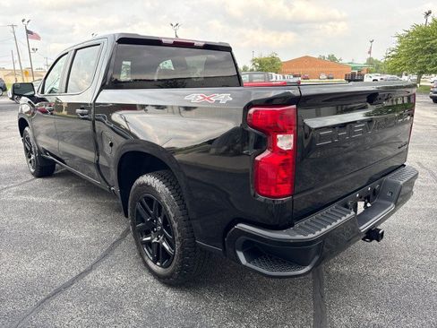 Used 2023 Chevrolet Silverado 1500 Custom w/ LPO, Dark Essentials Package AWD/4WD image 6