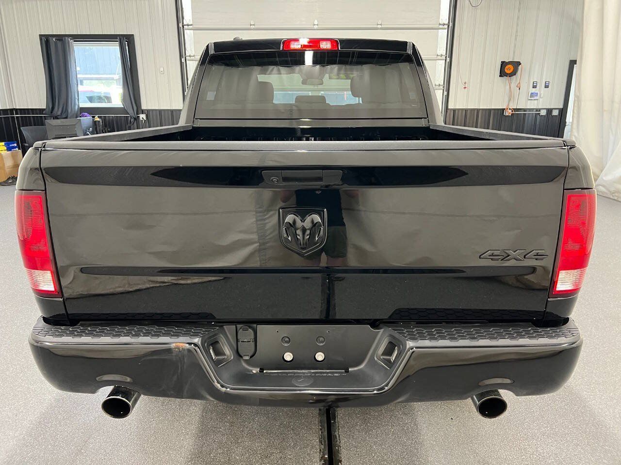 Used 2019 RAM 1500 Express w/ Express Value Package AWD/4WD image 5