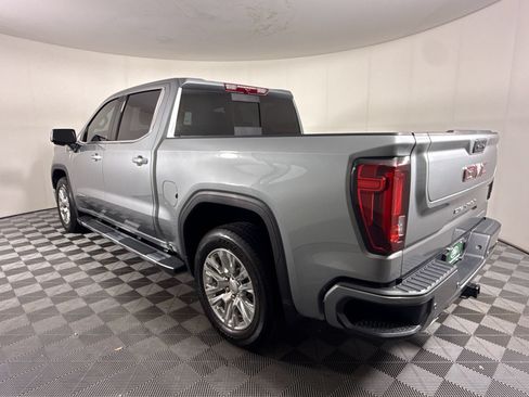 Used 2024 GMC Sierra 1500 Denali AWD/4WD image 3