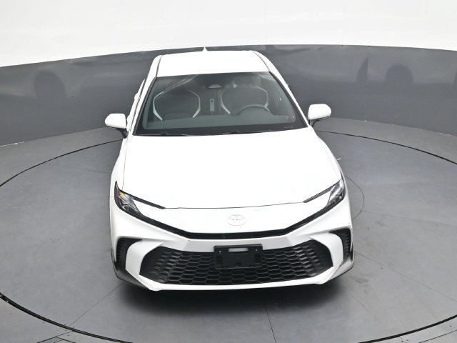 Used 2025 Toyota Camry SE FWD image 29