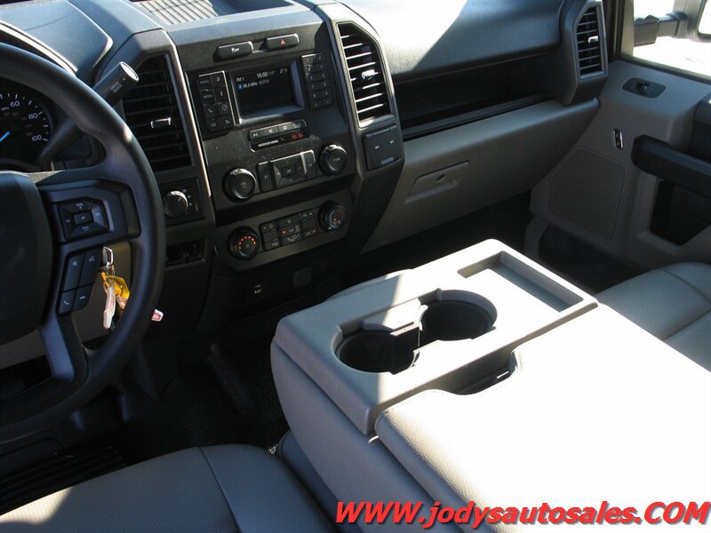 Used 2022 Ford F350 XL w/ Power Equipment Group AWD/4WD image 7