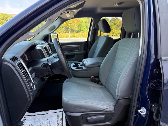Used 2015 RAM 1500 Classic SLT AWD/4WD image 11