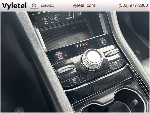 Used 2022 Jeep Grand Cherokee Overland w/ Advanced Protech Group III image 31