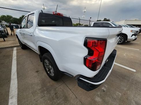 Used 2024 Chevrolet Colorado LT w/ LT Convenience Package II RWD image 6