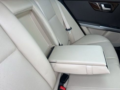 Used 2015 Mercedes-Benz GLK 350 2WD image 26