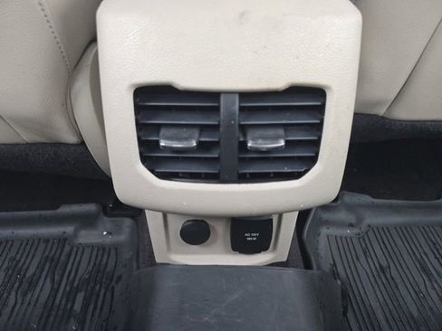 Used 2017 Ford Fusion Energi SE FWD image 26