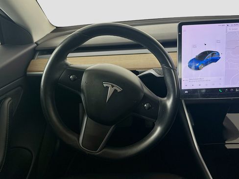 Used 2018 Tesla Model 3 Long Range RWD image 17