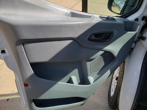 Used 2015 Ford Transit 350 XLT image 11