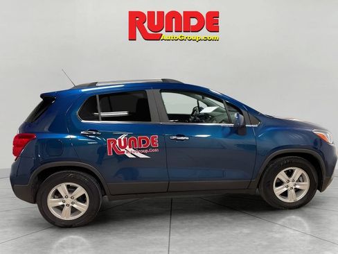 Used 2020 Chevrolet Trax LT w/ Driver Confidence Package FWD image 6