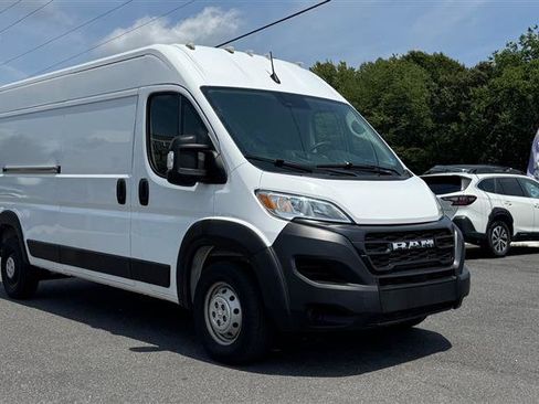 Used 2023 RAM ProMaster 2500 FWD image 4