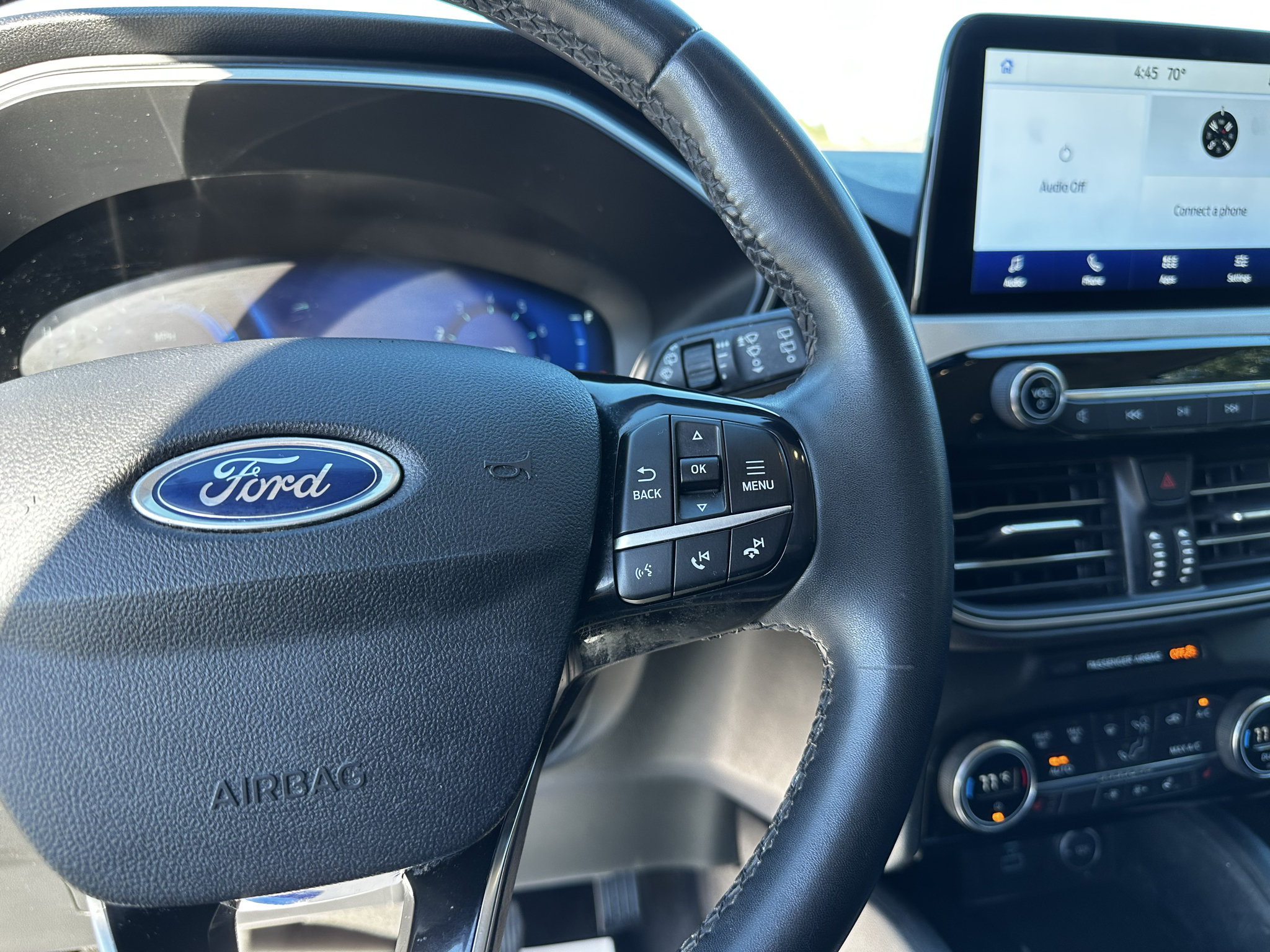 Used 2021 Ford Escape SEL w/ Technology Package AWD/4WD image 17