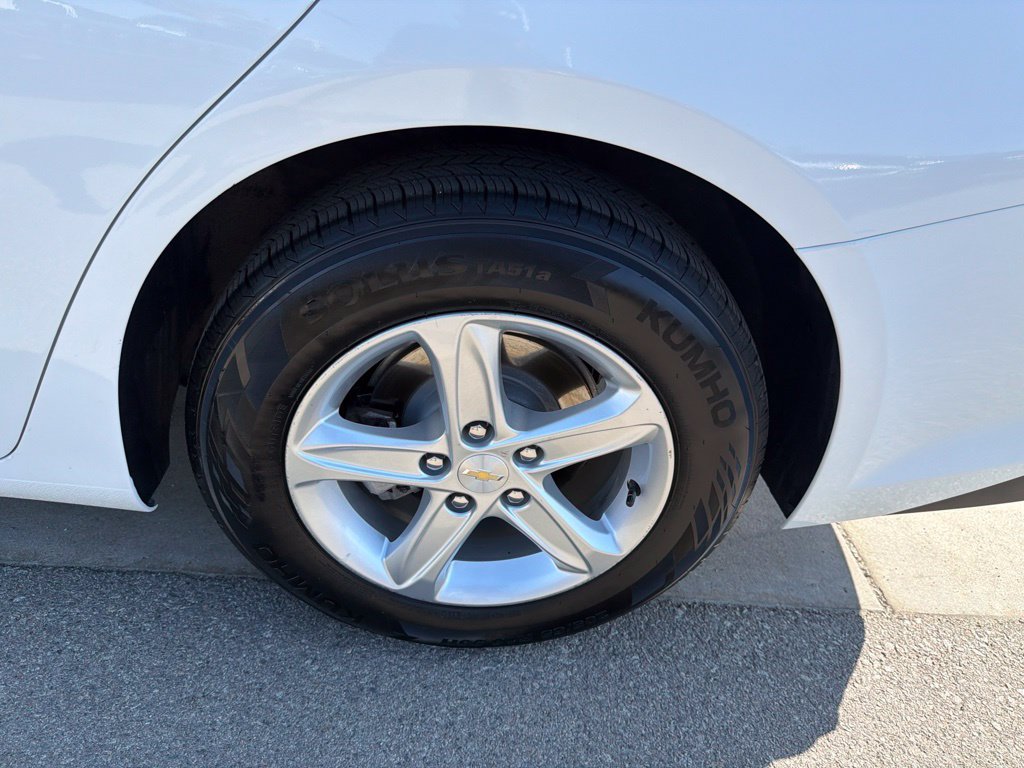 Used 2024 Chevrolet Malibu LT FWD image 13