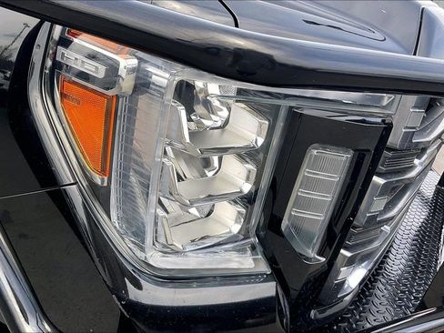 Used 2020 GMC Sierra 3500 AT4 w/ AT4 Premium Package image 34