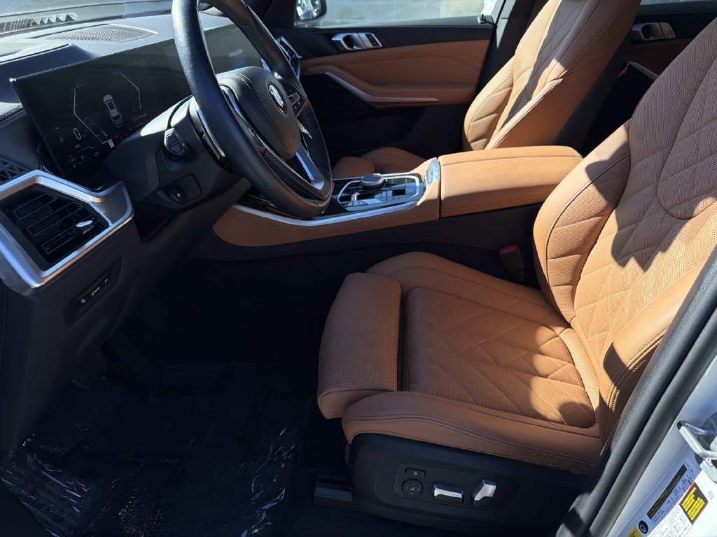 Used 2024 BMW X5 sDrive40i w/ Parking Assistance Package RWD image 19