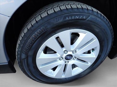 Used 2019 Subaru Outback 2.5i Premium image 7