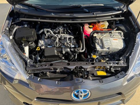 Used 2014 Toyota Prius C Three FWD image 11
