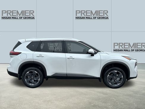New 2026 Nissan Rogue SV w/ SV Premium Package image 4