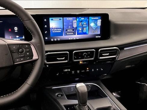 New 2026 Nissan Sentra SV w/ SV Convenience Package FWD image 7