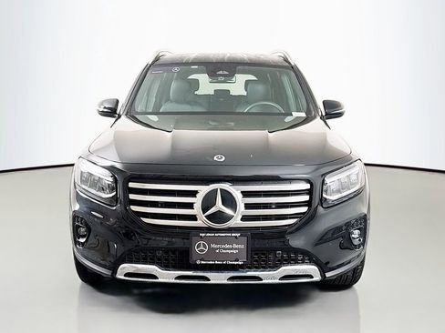 Used 2024 Mercedes-Benz GLB 250 4MATIC image 3