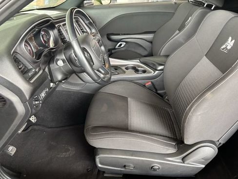 Used 2022 Dodge Challenger R/T Scat Pack RWD image 16