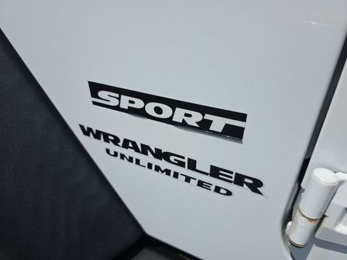Used 2013 Jeep Wrangler Unlimited Sport AWD/4WD image 42