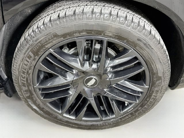 Used 2026 Cadillac Escalade IQ Sport 1 w/ LPO, ONYX Package AWD/4WD image 34