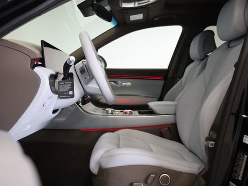 New 2026 Genesis GV70 2.5T Advanced w/ G1 Accessory Package image 20