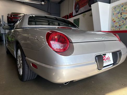 Used 2004 Ford Thunderbird image 55