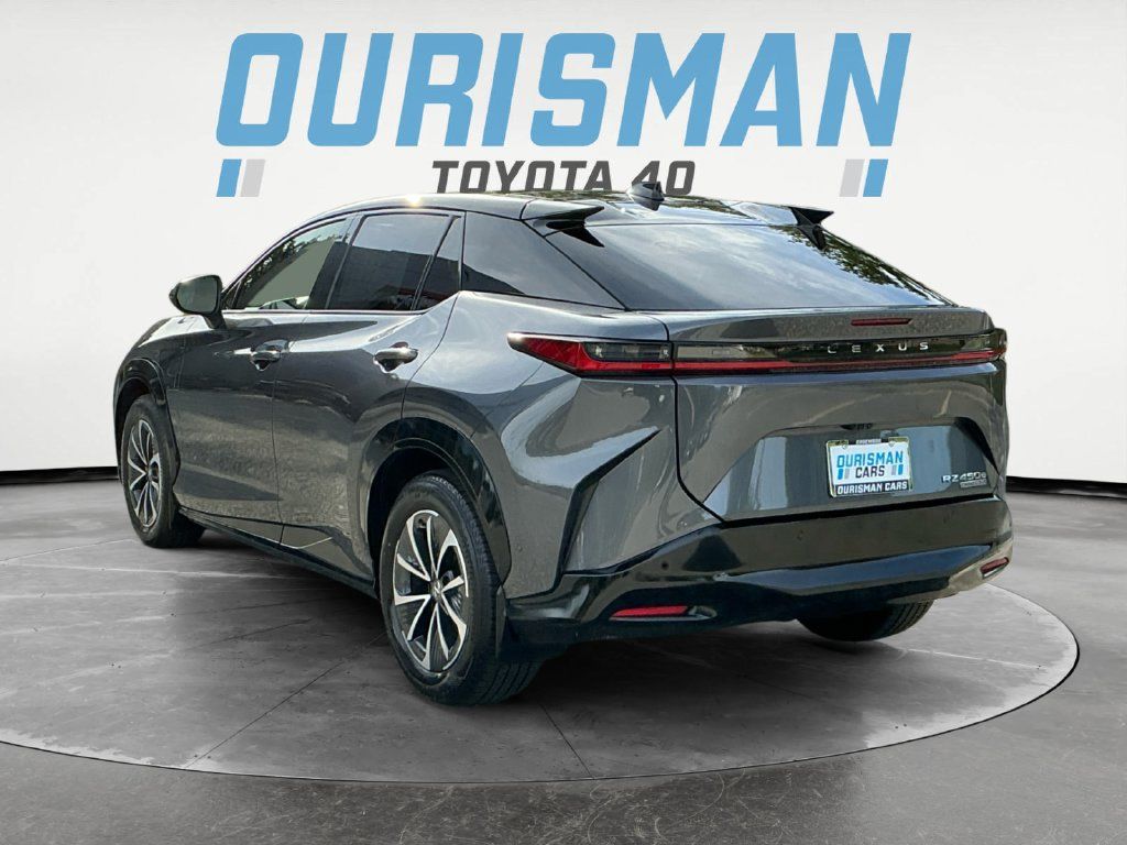 Used 2023 Lexus RZ 450e Premium w/ Technology Package AWD/4WD image 5
