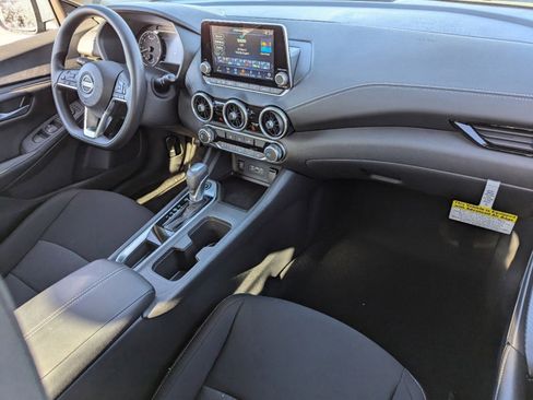 New 2025 Nissan Sentra SV image 32