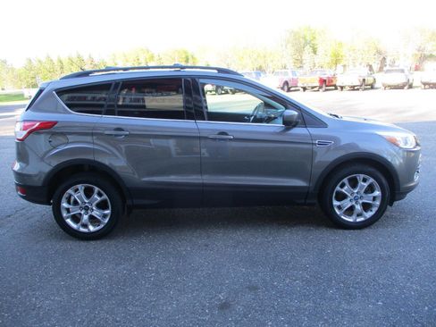 Used 2013 Ford Escape SE AWD/4WD image 10