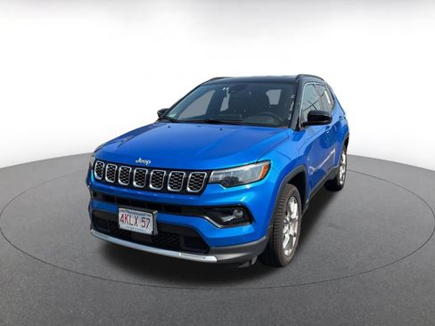 Used 2025 Jeep Compass Limited AWD/4WD image 7