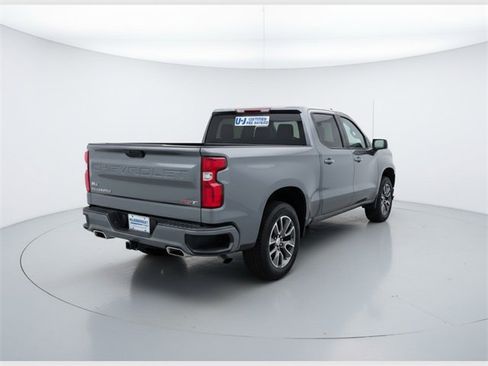 Used 2021 Chevrolet Silverado 1500 RST image 4