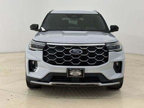 Used 2025 Ford Explorer Platinum w/ LUX Leather Package AWD/4WD image 6