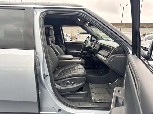 Used 2023 Rivian R1S Adventure image 13