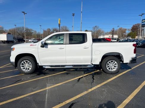 New 2026 Chevrolet Silverado 1500 LT w/ Z71 Off-Road Package image 2