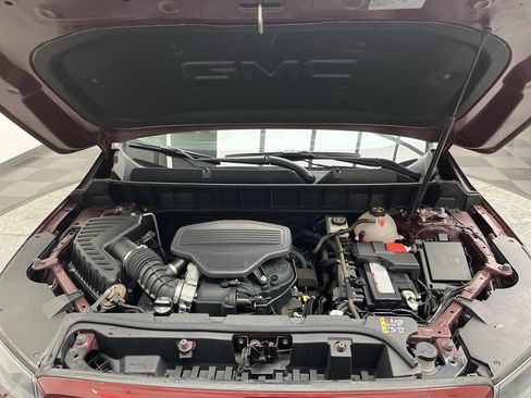 Used 2017 GMC Acadia SLT image 27